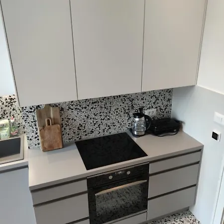 Specious And Newly Decorated At Bacvice Apartment *