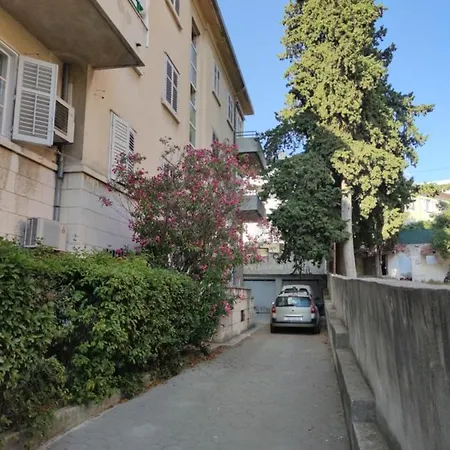 Apartamento Specious And Newly Decorated At Bacvice *