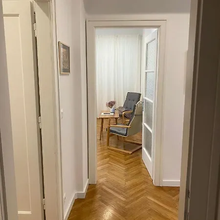 Specious And Newly Decorated At Bacvice Apartment Split