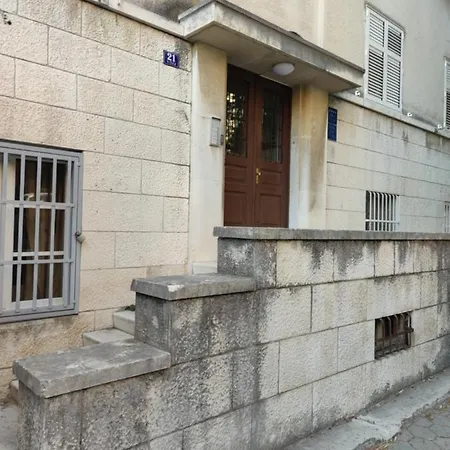 Apartamento Specious And Newly Decorated At Bacvice *