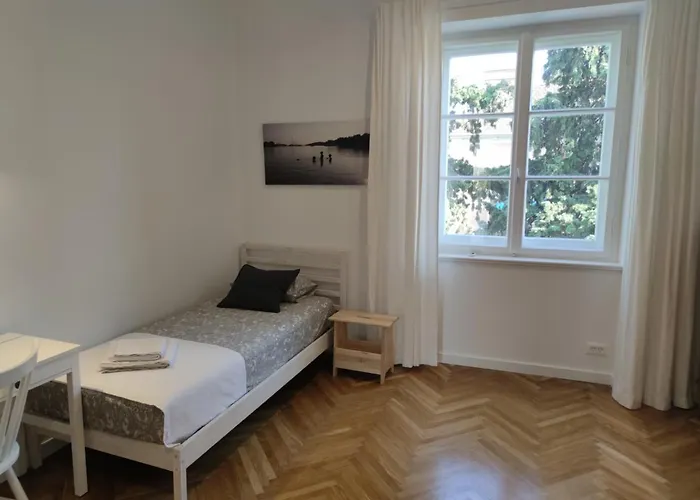 Apartament Specious And Newly Decorated At Bacvice Split